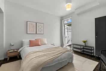 33 Karo Drive, Te Aro