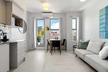 33 Karo Drive, Te Aro