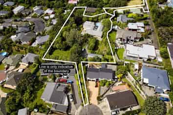 10 Hillview Crescent, Paparangi