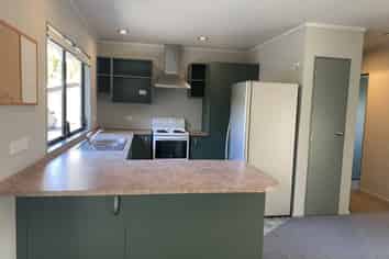 A/14 Vale Road, Parahaki