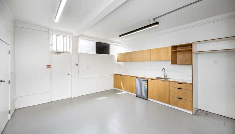 35 Woodside Avenue, Northcote
