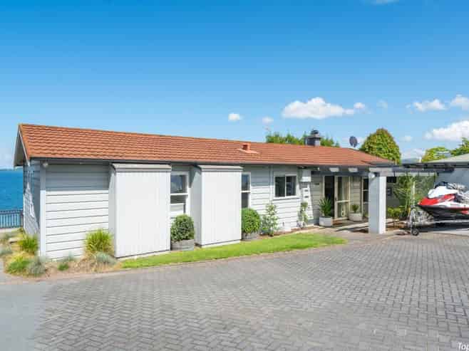 171 Lake Terrace, Hilltop