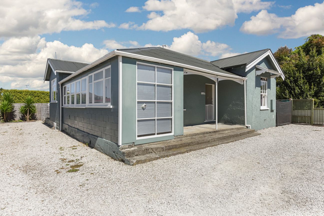 Pa-fect Opportunity! Two Flats, One Building! - Vista 2