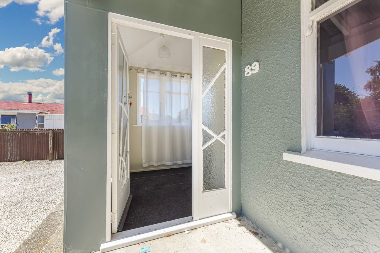 Pa-fect Opportunity! Two Flats, One Building! - Vista 4