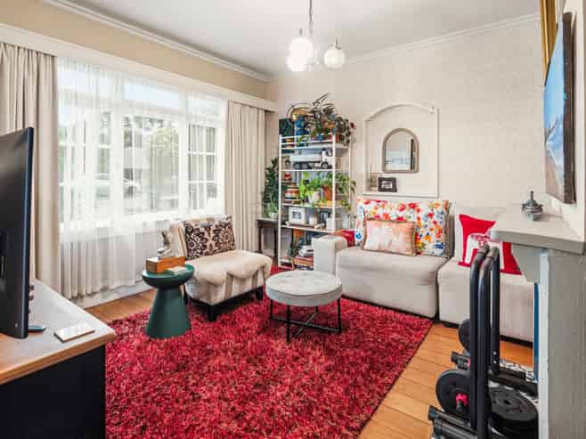 57 Kamo Road, Regent