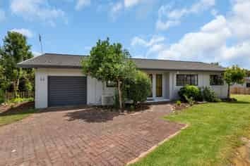 114 Paramount Parade, Tikipunga