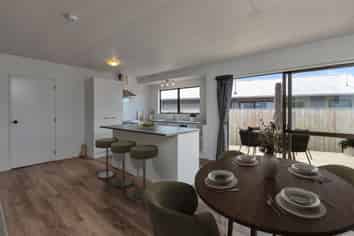 114 Paramount Parade, Tikipunga