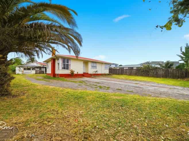 17 Tranent Road, Mangere