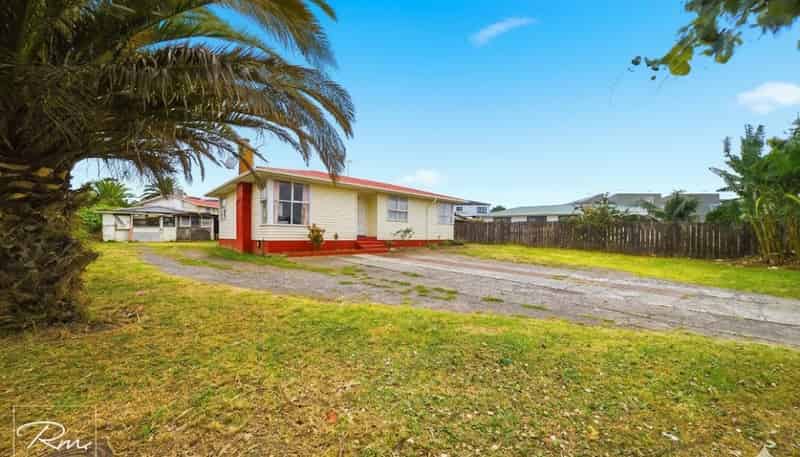 17 Tranent Road, Mangere