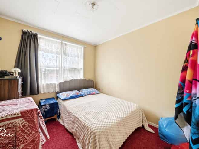 17 Tranent Road, Mangere