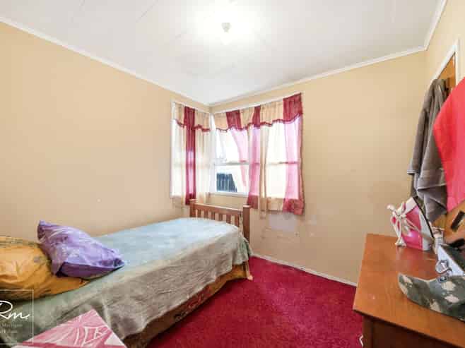 17 Tranent Road, Mangere