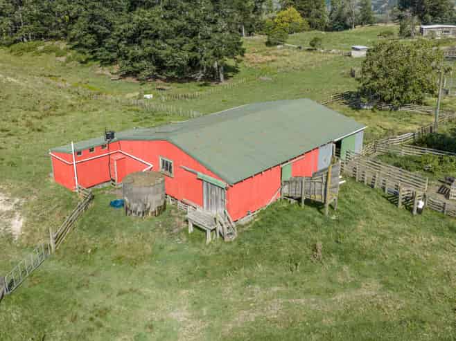 333 Glengarry Road, Glengarry