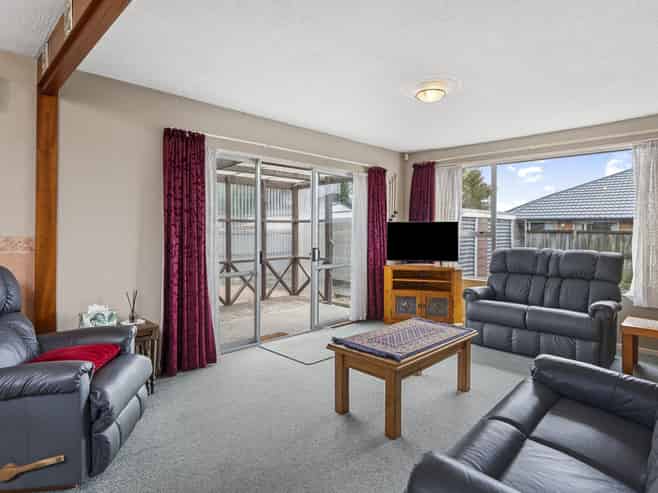 4/15 Division Street, Riccarton