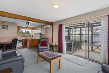 4/15 Division Street, Riccarton