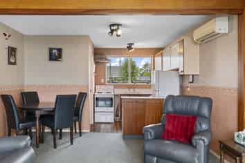 4/15 Division Street, Riccarton