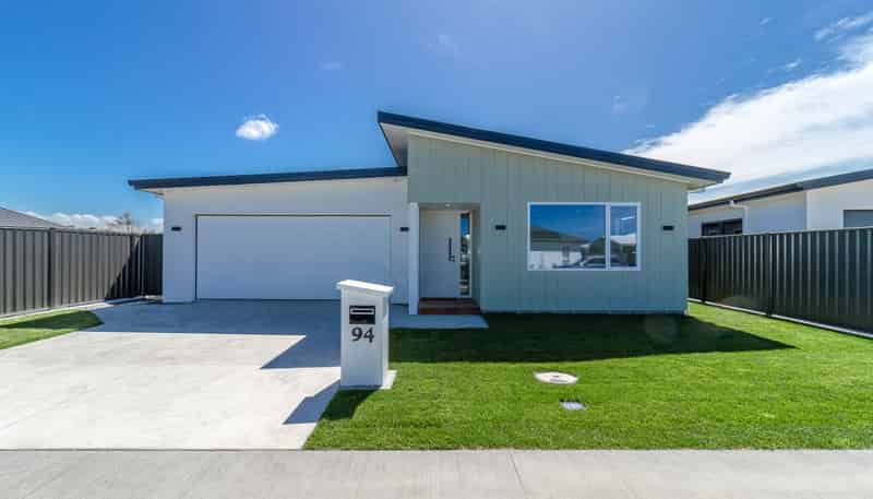 94 Pelorus Avenue, Poraiti