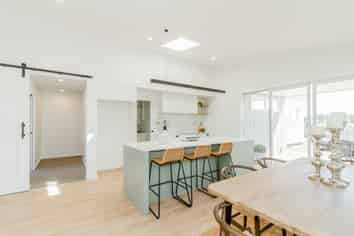 94 Pelorus Avenue, Poraiti