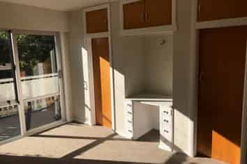 146a The Ridgeway, Enner Glynn