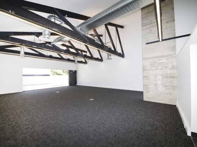 Premium Jervois Road retail or office!