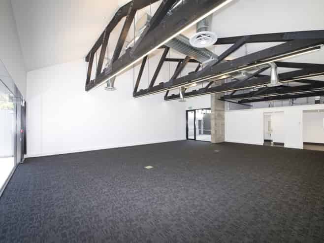 Premium Jervois Road retail or office!