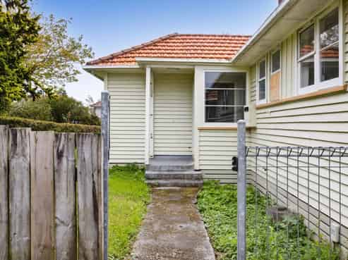 5 Glenpark Avenue, Westown