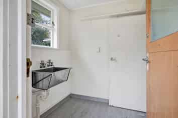 5 Glenpark Avenue, Westown