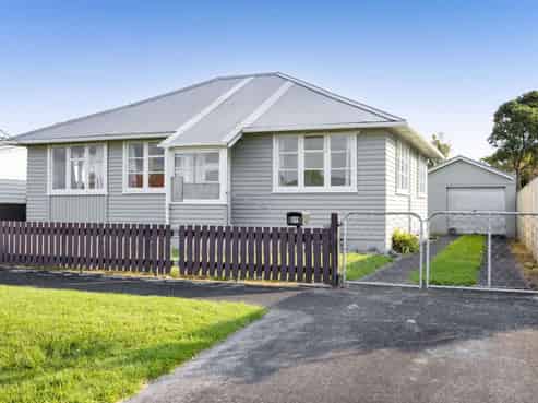 27 Strange Street, Waitara