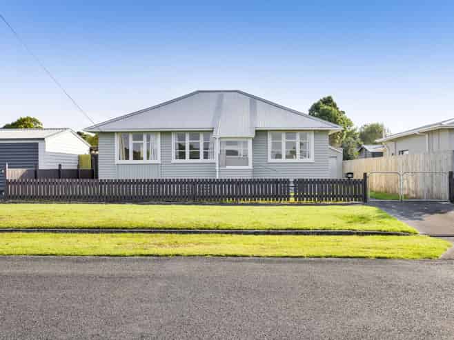 27 Strange Street, Waitara