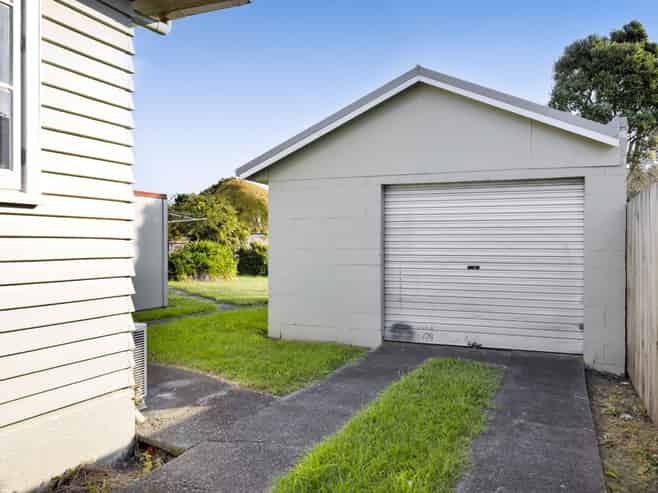 27 Strange Street, Waitara