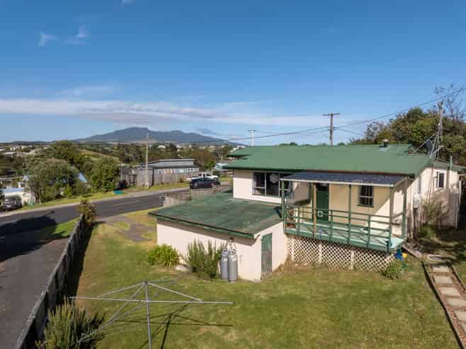 32 Government Road, Raglan