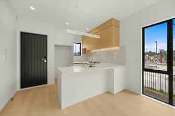 63 Whiteywood Street, Westgate