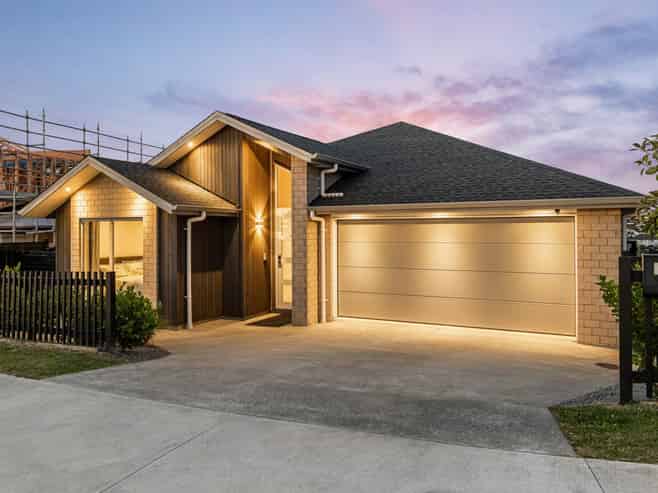 4 Pekanga Road, Millwater