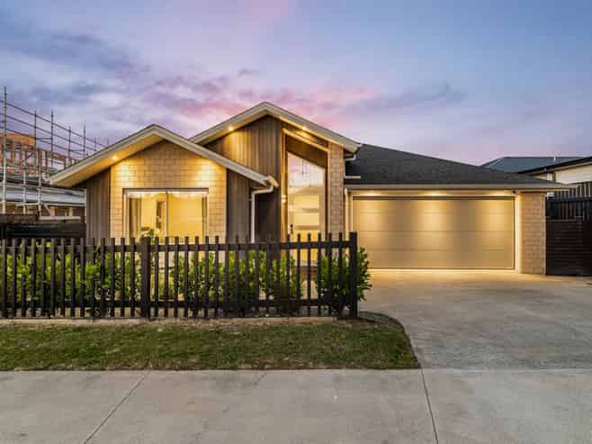 4 Pekanga Road, Millwater