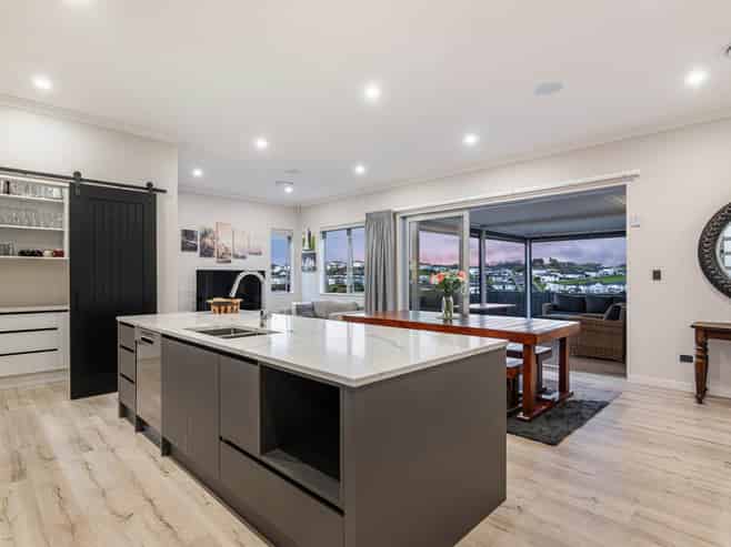 4 Pekanga Road, Millwater