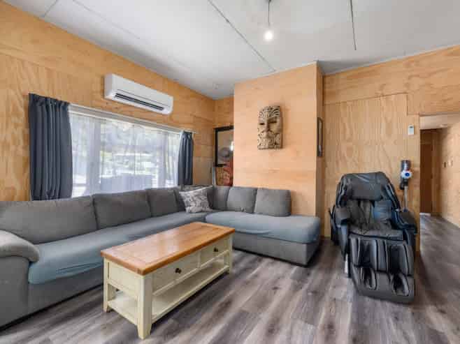 44 South Terrace, Picton