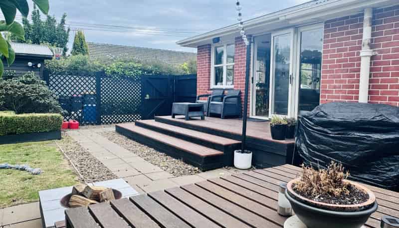 21 Larch Place, Casebrook