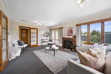 256 Kennedy Road, Onekawa