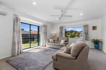 14 Maurton Place, Onerahi