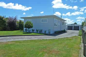 14 Fairview Avenue, Feilding