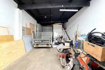 Pakuranga Dual Unit Opportunity | 311 m2