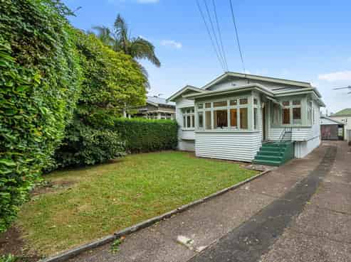 7 Kenyon Avenue, Mount Eden