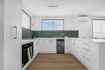 2/52 Butterworth Drive, Glendene