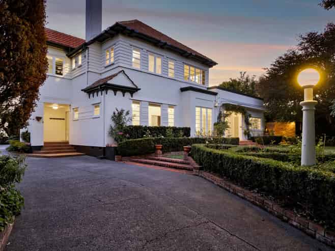 31 Cameron Street, Hawera