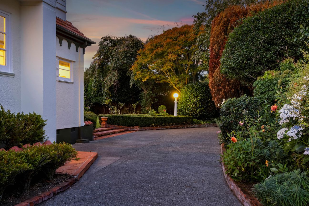 Grand residence on stunning private grounds - Więcej