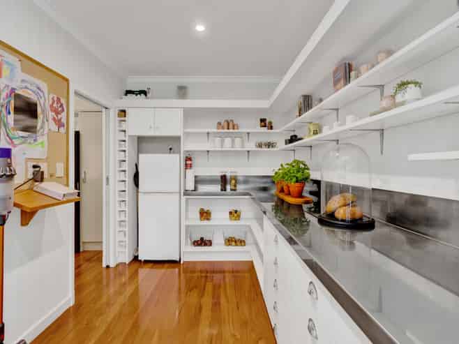 31 Cameron Street, Hawera