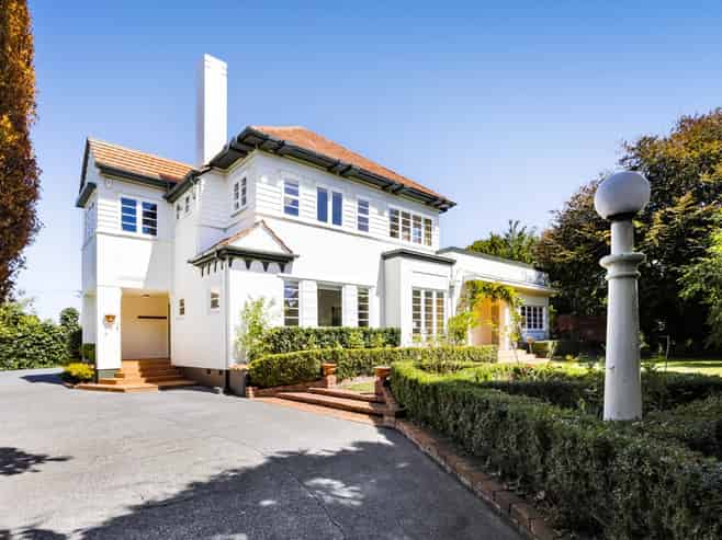 31 Cameron Street, Hawera