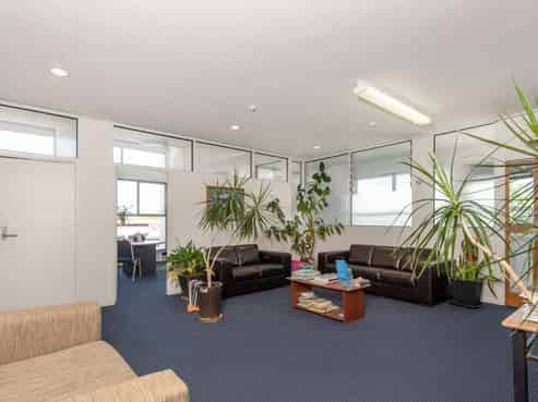 Light filled first floor offices