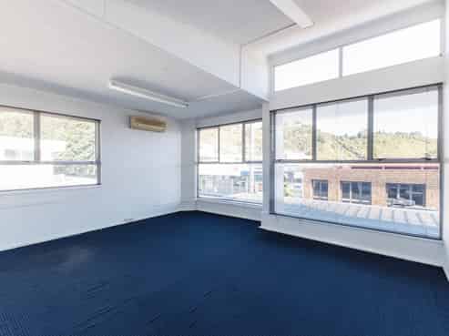 Light filled first floor offices