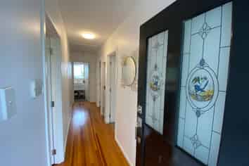 44 Flanshaw Road, Te Atatu South