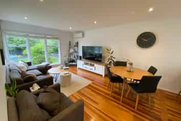 44 Flanshaw Road, Te Atatu South